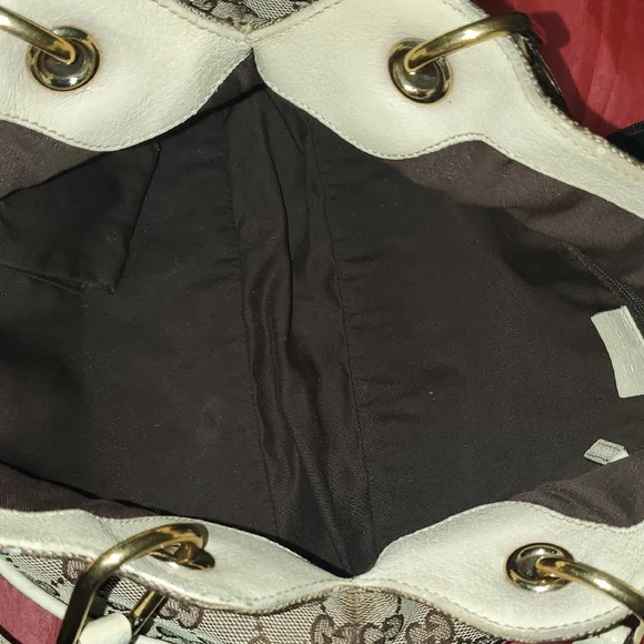 Gucci Eclipse Cream and Brown Shoulder Bag with Monogram Canvas - Picture 9 of 13